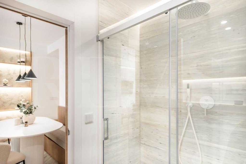 Sophisticated & Private Terrace - Center By Rems * Málaga