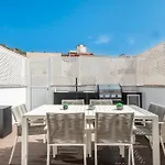 Sophisticated Apartment & Private Terrace - Center By Rems