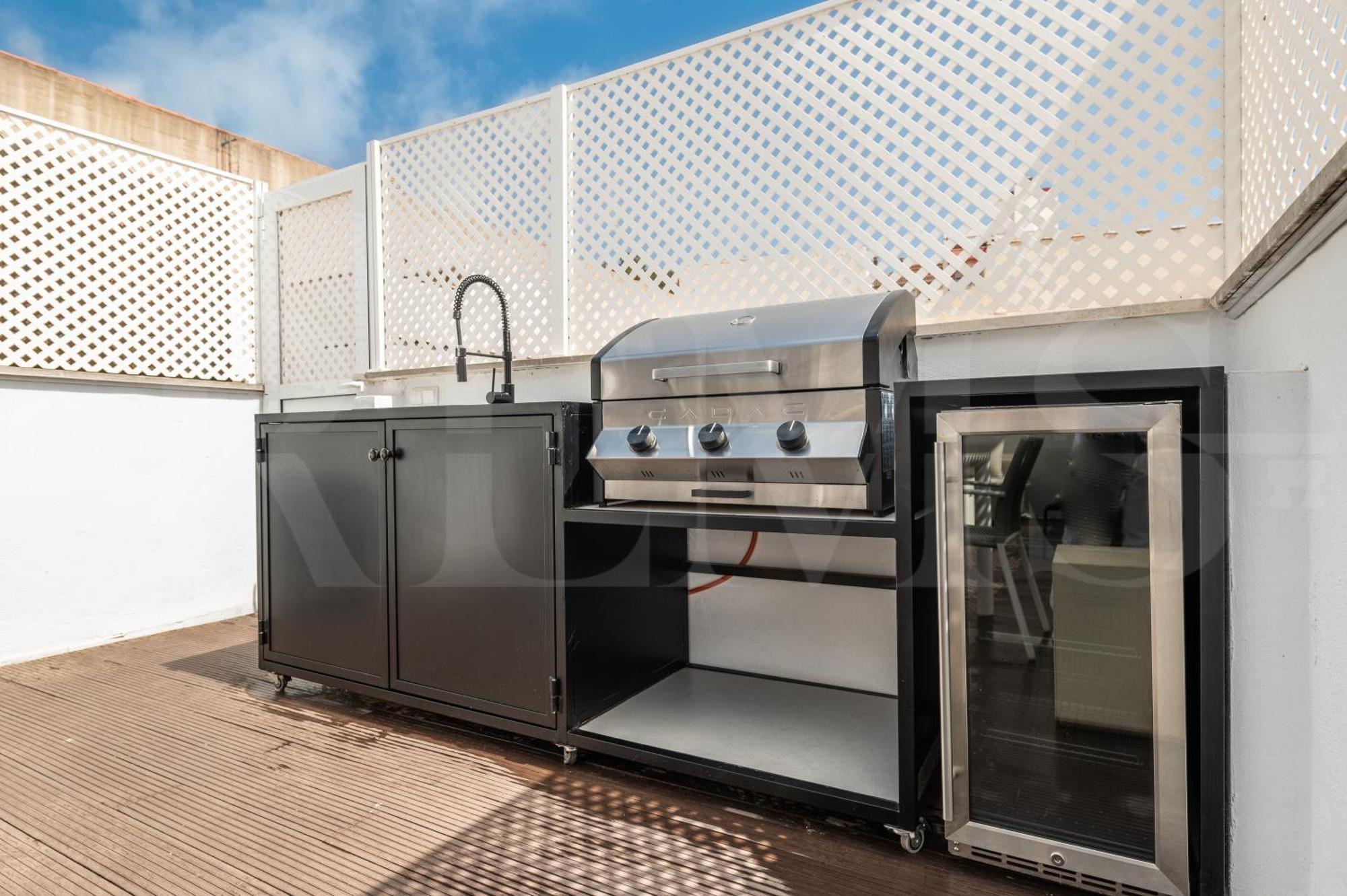 Sophisticated & Private Terrace - Center By Rems Apartment *