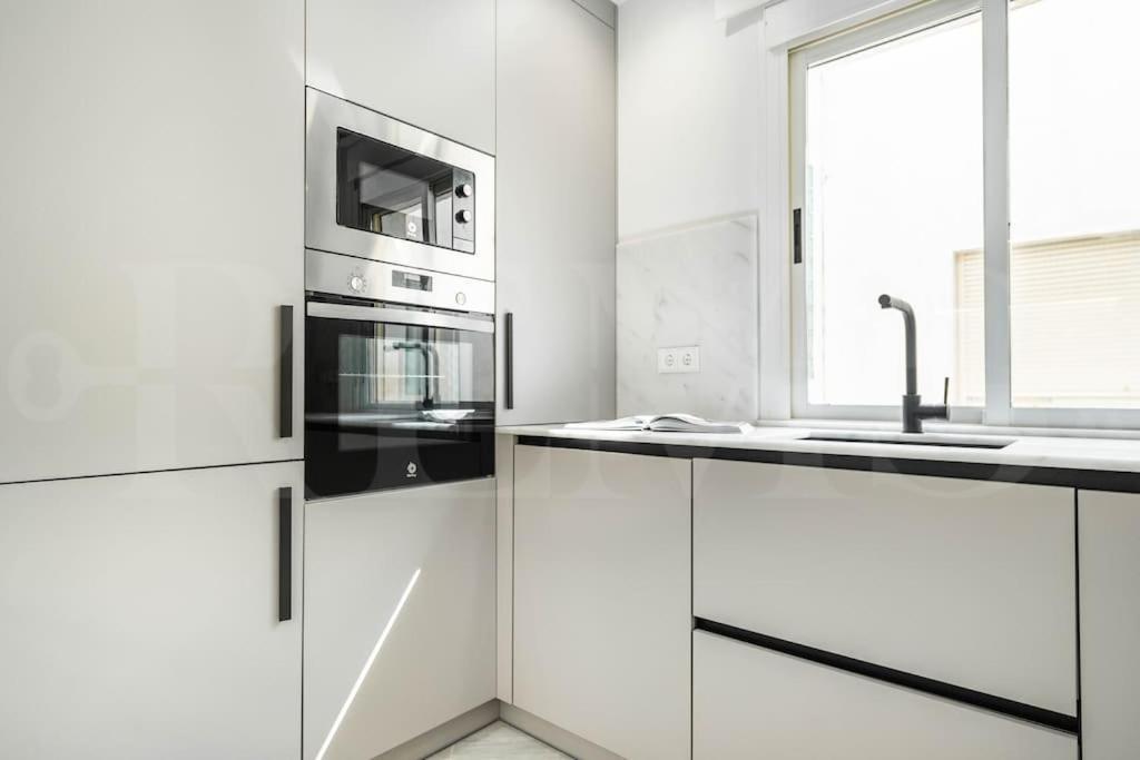 Apartment Sophisticated & Private Terrace - Center By Rems