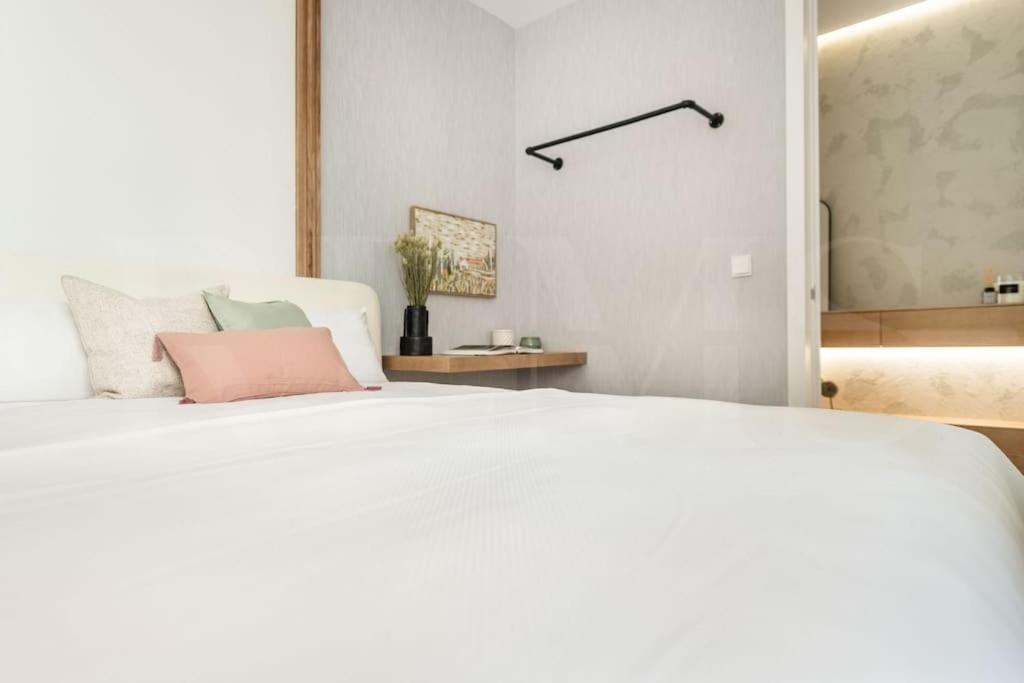 Apartment Sophisticated & Private Terrace - Center By Rems